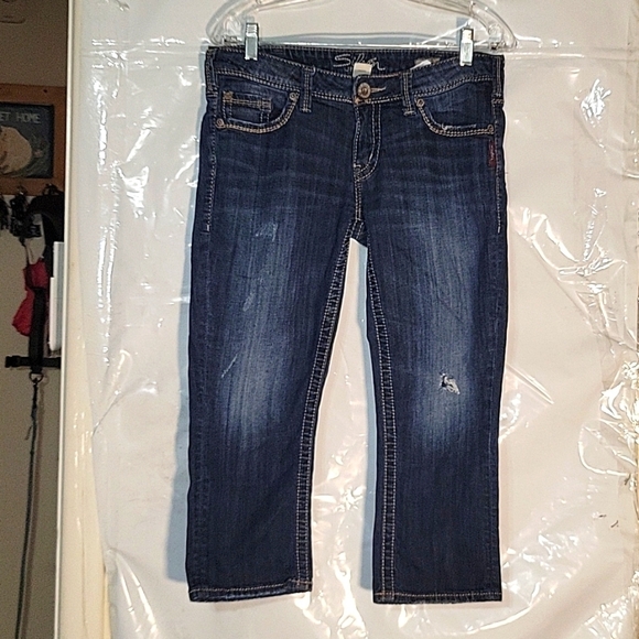 SILVER JEANS AIKO Capri Thick Stitch Embroidered Designer Distressed 30‎ Summer - Picture 1 of 8